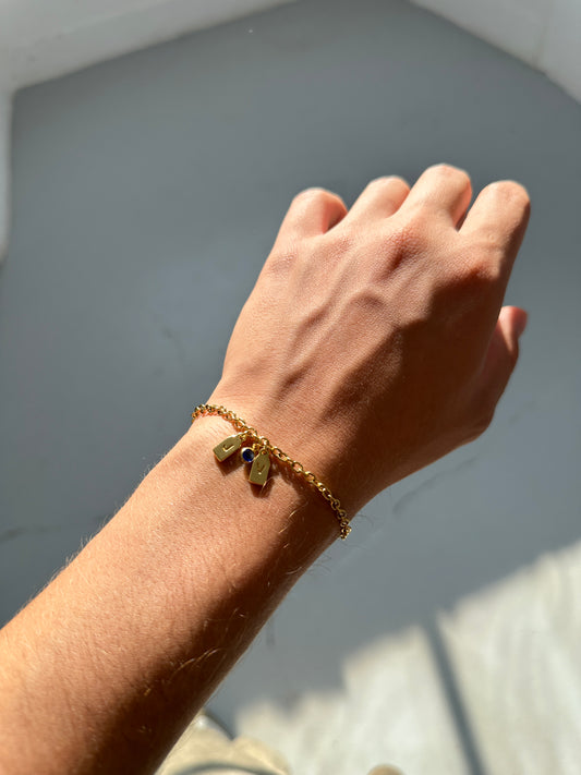 PAR de pulseras de iniciales + piedra de aniversario